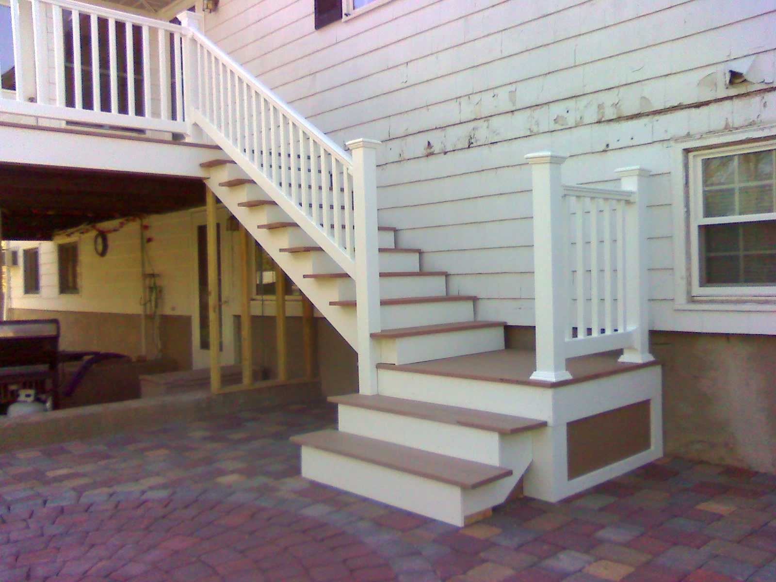 Low maintenance stair with landing
