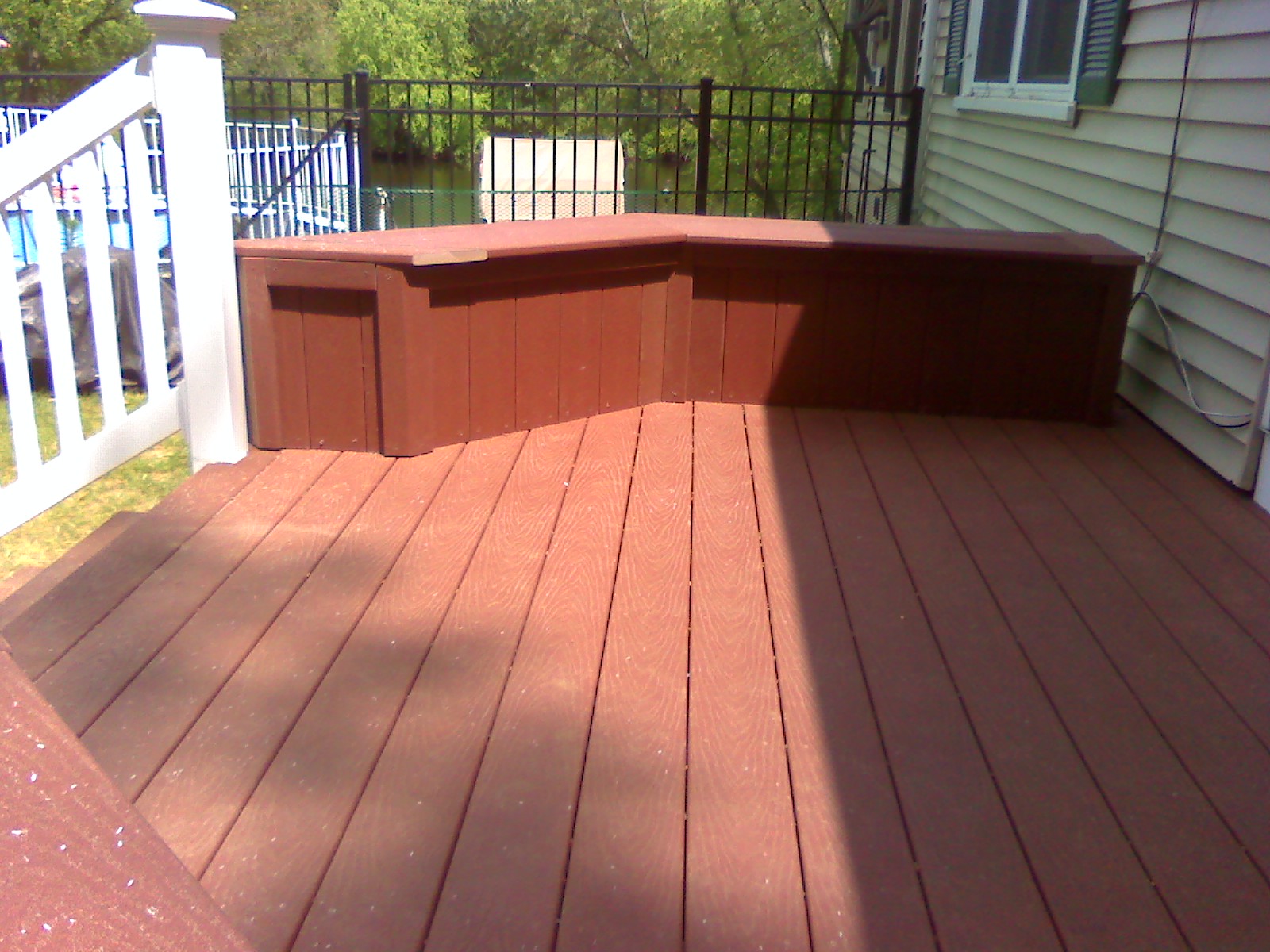 Low Maitenance, Low height design