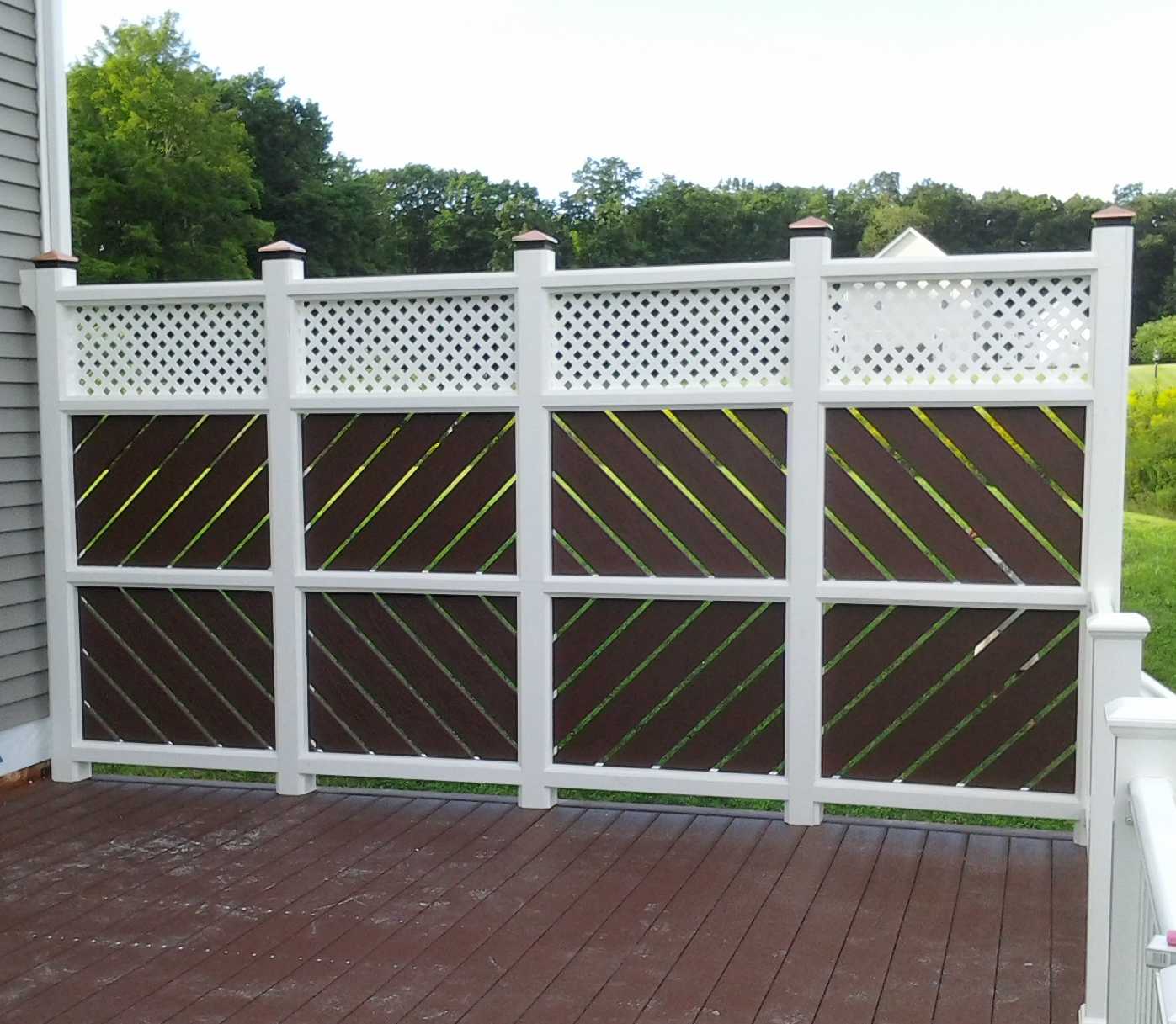 Low maintenance with privacy screen and stair with captain's landing