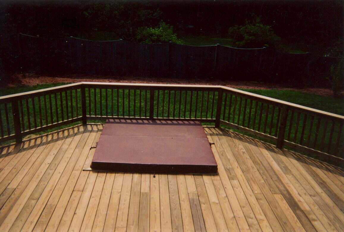 Multi-level with Hot Tub on concrete footing