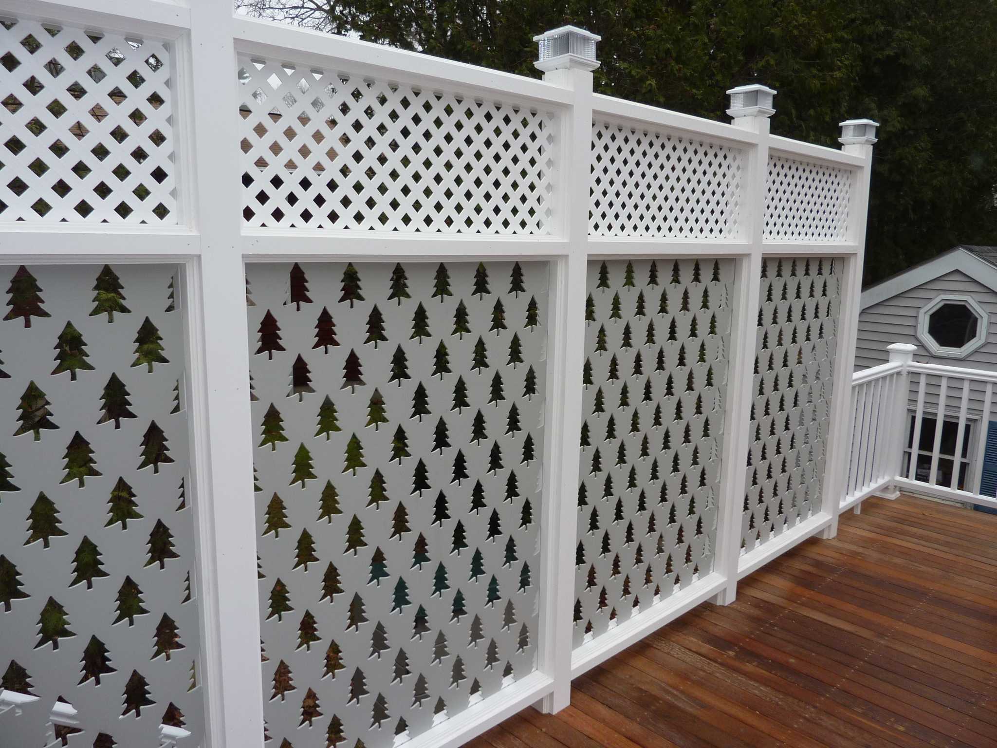 Custom Privacy Screens on Multi-Level Pool Deck